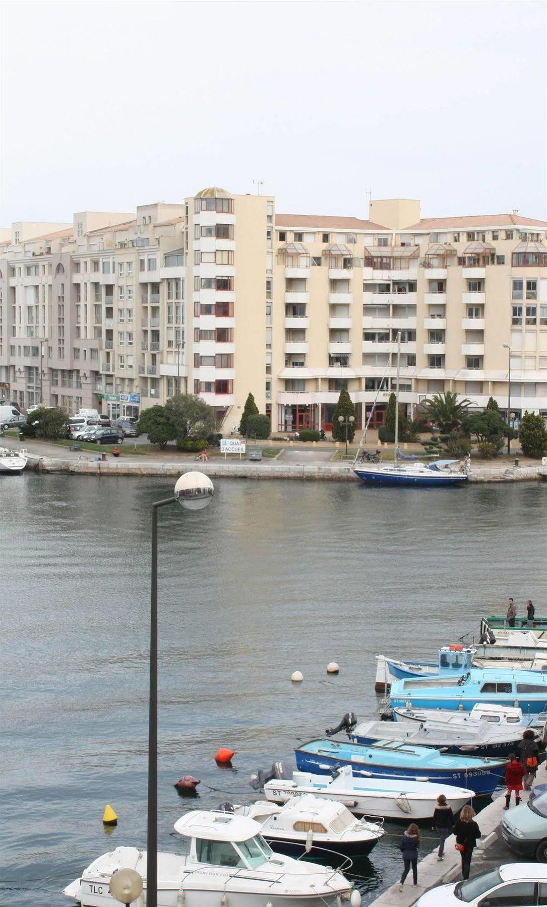 B&B Hotel Sete Centre Gare Exterior foto